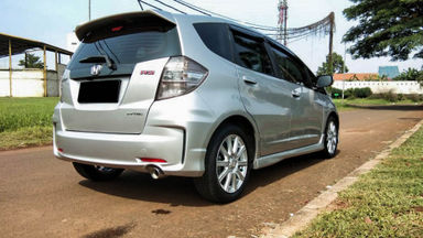 2013 Honda Jazz RS - Mobil Pilihan (s-4) 2013 Honda Jazz RS - Mobil Pilihan (s-4)