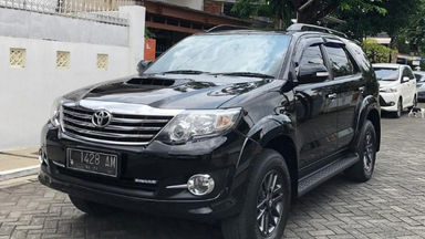 2015 Toyota Fortuner G VNT Diesel Automatic - Pemakaian 2016 Harga NEGO (s-0) 2015 Toyota Fortuner G VNT Diesel Automatic - Pemakaian 2016 Harga NEGO (s-0)