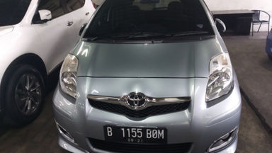 2011 Toyota Yaris S - Mulus Siap Pakai (s-4) 2011 Toyota Yaris S - Mulus Siap Pakai (s-4)