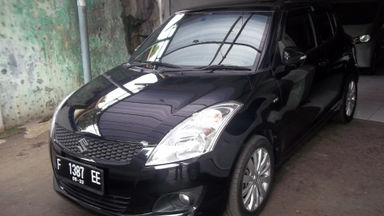 2014 Suzuki Swift GX - Bekas Berkualitas (s-2) 2014 Suzuki Swift GX - Bekas Berkualitas (s-2)