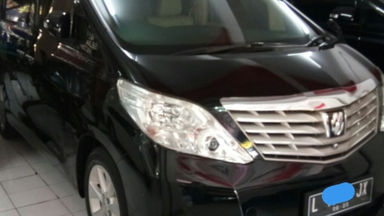 2011 Toyota Alphard G Premium Sound - Barang kayak baru cat Ori smua kilometer asli 2011 Toyota Alphard G Premium Sound - Barang kayak baru cat Ori smua kilometer asli