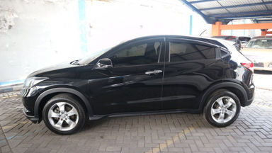 2015 Honda HR-V E cvt - Good Condition Warna Favorit, Harga Terjangkau (s-4) 2015 Honda HR-V E cvt - Good Condition Warna Favorit, Harga Terjangkau (s-4)