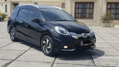 2017 Honda Mobilio RS CVT - Fitur Mobil Lengkap (s-0) 2017 Honda Mobilio RS CVT - Fitur Mobil Lengkap (s-0)