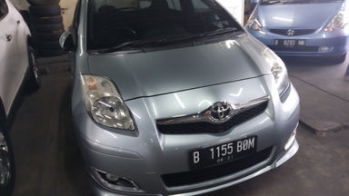 2011 Toyota Yaris S - Mulus Siap Pakai (s-2) 2011 Toyota Yaris S - Mulus Siap Pakai (s-2)