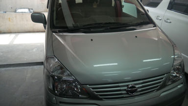 2010 Nissan Serena CT - Kondisi Mulus Terawat (s-1) 2010 Nissan Serena CT - Kondisi Mulus Terawat (s-1)