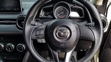 2016 Mazda 2 AT - Mobil Pilihan (s-5) 2016 Mazda 2 AT - Mobil Pilihan (s-5)