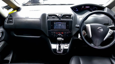 2014 Nissan Serena HWS Panoramic - Mobil Pilihan (s-4) 2014 Nissan Serena HWS Panoramic - Mobil Pilihan (s-4)