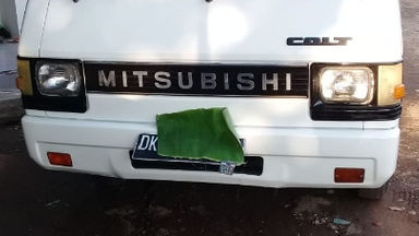 1993 Mitsubishi Colt L 300 - Ready untuk segala medan (s-0) 1993 Mitsubishi Colt L 300 - Ready untuk segala medan (s-0)
