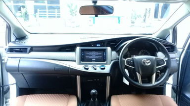 2017 Toyota Kijang Innova G - kilometer masih rendah mulus (s-5) 2017 Toyota Kijang Innova G - kilometer masih rendah mulus (s-5)