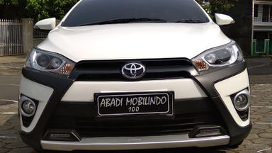 2017 Toyota Yaris Heykers - Jarak Tempuh Rendah (s-1) 2017 Toyota Yaris Heykers - Jarak Tempuh Rendah (s-1)