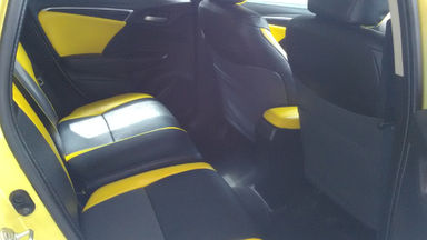 2016 Honda Jazz RS - Istimewa (s-5) 2016 Honda Jazz RS - Istimewa (s-5)