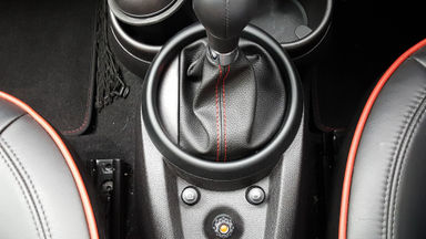 2015 MINI Countryman S - KM Rendah (s-12) 2015 MINI Countryman S - KM Rendah (s-12)