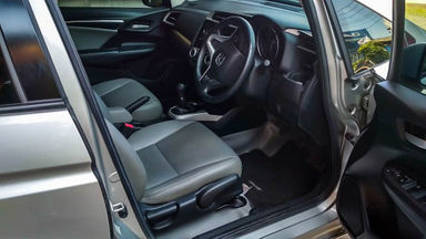 2015 Honda Jazz RS - Mobil Pilihan (s-5) 2015 Honda Jazz RS - Mobil Pilihan (s-5)