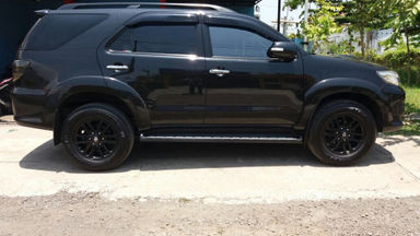 2014 Toyota Fortuner G - bekas berkualitas (s-1) 2014 Toyota Fortuner G - bekas berkualitas (s-1)