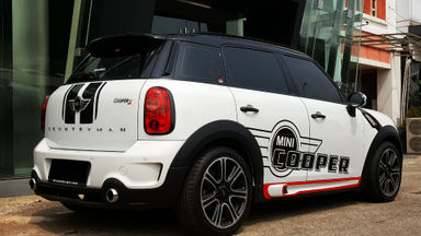 2015 MINI Countryman S - KM Rendah (s-4) 2015 MINI Countryman S - KM Rendah (s-4)