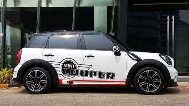 2015 MINI Countryman S - KM Rendah (s-5) 2015 MINI Countryman S - KM Rendah (s-5)