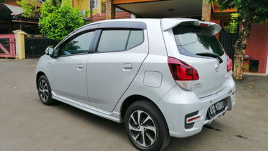 2017 Daihatsu Ayla R - Harga Bersahabat (s-3) 2017 Daihatsu Ayla R - Harga Bersahabat (s-3)