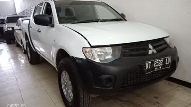 2015 Mitsubishi Triton HDX - Double Cabin 4x4 Siap Pakai 2015 Mitsubishi Triton HDX - Double Cabin 4x4 Siap Pakai