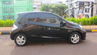 2014 Honda Brio E AT - barang bagus KM 30 ribu asli (s-2) 2014 Honda Brio E AT - barang bagus KM 30 ribu asli (s-2)
