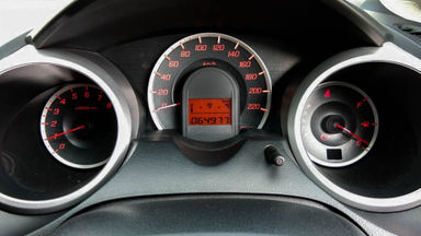 2013 Honda Jazz RS - Mobil Pilihan (s-6) 2013 Honda Jazz RS - Mobil Pilihan (s-6)