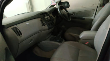 2009 Toyota Kijang Innova G - Bekas Berkualitas (s-1) 2009 Toyota Kijang Innova G - Bekas Berkualitas (s-1)