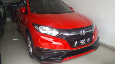 2015 Honda HR-V E CVT-Automatic - Nyaman Terawat Fitur Mobil Lengkap (s-0) 2015 Honda HR-V E CVT-Automatic - Nyaman Terawat Fitur Mobil Lengkap (s-0)