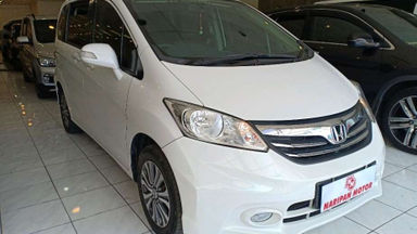 2013 Honda Freed E PSD AT - Good Condition (s-1) 2013 Honda Freed E PSD AT - Good Condition (s-1)