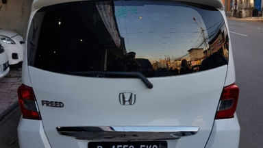 2013 Honda Freed SD - Matic Putih | Cash & Kredit | Garansi Mesin (s-4) 2013 Honda Freed SD - Matic Putih | Cash & Kredit | Garansi Mesin (s-4)