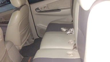 2009 Toyota Kijang Innova G - Antik Mulus Terawat (s-1) 2009 Toyota Kijang Innova G - Antik Mulus Terawat (s-1)