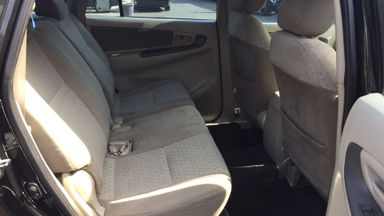 2013 Toyota Kijang Innova G - Kondisi Terawat Siap Pakai (s-2) 2013 Toyota Kijang Innova G - Kondisi Terawat Siap Pakai (s-2)