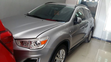 2015 Mitsubishi Outlander 2.0 - Mulus Siap Pakai (s-0) 2015 Mitsubishi Outlander 2.0 - Mulus Siap Pakai (s-0)