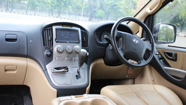 2011 Hyundai H-1 elegance - Mobil Sangat Siap Pakai Harga TERJANGKAU (s-5) 2011 Hyundai H-1 elegance - Mobil Sangat Siap Pakai Harga TERJANGKAU (s-5)