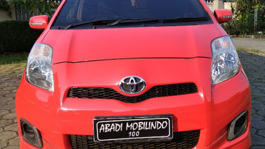 2013 Toyota Yaris E - Warna Favorit, Harga Terjangkau (s-1) 2013 Toyota Yaris E - Warna Favorit, Harga Terjangkau (s-1)