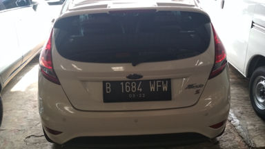 2012 Ford Fiesta s - Mobil siap pakai (s-4) 2012 Ford Fiesta s - Mobil siap pakai (s-4)