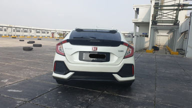2017 Honda Civic Turbo 1.5 Hatchback S - Harga Bisa Digoyang (s-5) 2017 Honda Civic Turbo 1.5 Hatchback S - Harga Bisa Digoyang (s-5)