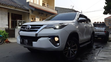 2016 Toyota Fortuner All New VR-Z 2.5 AT - Kondisi mulus tinggal pakai (s-0) 2016 Toyota Fortuner All New VR-Z 2.5 AT - Kondisi mulus tinggal pakai (s-0)