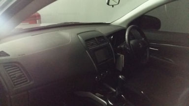 2015 Mitsubishi Outlander 2.0 - Mulus Siap Pakai (s-3) 2015 Mitsubishi Outlander 2.0 - Mulus Siap Pakai (s-3)