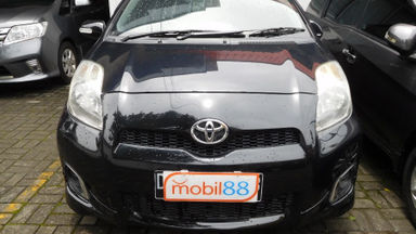 2012 Toyota Yaris E 1.5 - Istimewa Siap Pakai (s-0) 2012 Toyota Yaris E 1.5 - Istimewa Siap Pakai (s-0)