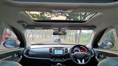 2013 KIA Sportage Allnew 2.0 - Mobil Pilihan (s-5) 2013 KIA Sportage Allnew 2.0 - Mobil Pilihan (s-5)