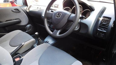 2006 Honda Jazz IDSI 1.5 MT - Bekas Berkualitas (s-4) 2006 Honda Jazz IDSI 1.5 MT - Bekas Berkualitas (s-4)