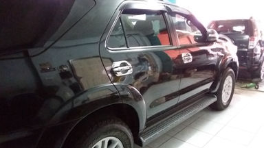 2011 Toyota Fortuner G - Unit Siap Pakai (s-4) 2011 Toyota Fortuner G - Unit Siap Pakai (s-4)