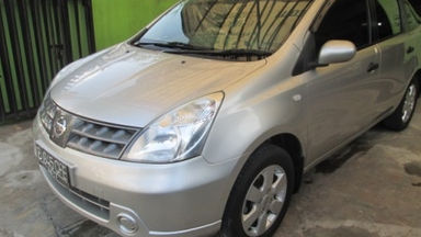 2009 Nissan Grand Livina xv - Kondisi Istimewa (s-9) 2009 Nissan Grand Livina xv - Kondisi Istimewa (s-9)