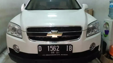 2011 Chevrolet Captiva Diesel AT - Kondisi Ok & Terawat (s-0) 2011 Chevrolet Captiva Diesel AT - Kondisi Ok & Terawat (s-0)
