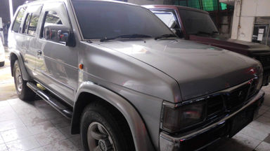 2003 Nissan Terrano 2.4 - Mulus Siap Pakai (s-0) 2003 Nissan Terrano 2.4 - Mulus Siap Pakai (s-0)