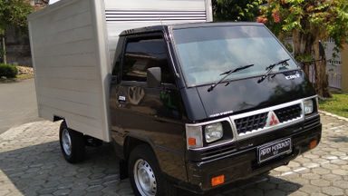 2013 Mitsubishi L 300 Box - siap jalan Surat Lengkap (s-1) 2013 Mitsubishi L 300 Box - siap jalan Surat Lengkap (s-1)