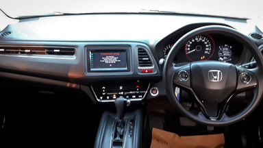 2016 Honda HR-V E CVT - Mobil Pilihan (s-5) 2016 Honda HR-V E CVT - Mobil Pilihan (s-5)