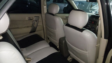 2011 Daihatsu Terios Tx manual - Siap pakai, mulus dan terawat (s-9) 2011 Daihatsu Terios Tx manual - Siap pakai, mulus dan terawat (s-9)