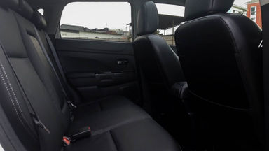 2015 Mitsubishi Outlander PX - Mobil Pilihan (s-5) 2015 Mitsubishi Outlander PX - Mobil Pilihan (s-5)