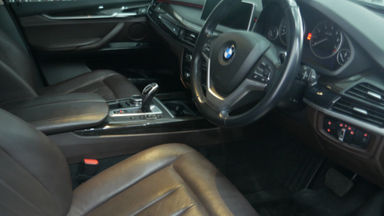 2014 BMW X5 3.0 - Mobil Mulus Siap Pakai (s-4) 2014 BMW X5 3.0 - Mobil Mulus Siap Pakai (s-4)