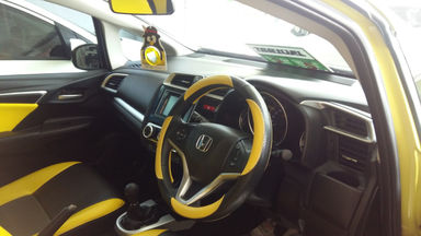 2016 Honda Jazz RS - Body Mulus (s-3) 2016 Honda Jazz RS - Body Mulus (s-3)